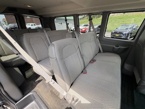 Used 2016 Chevrolet Express 2500 LS image 31
