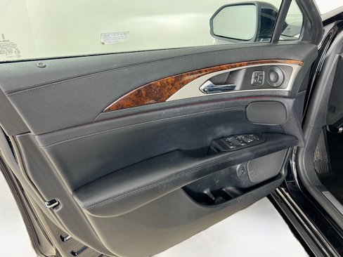 Used 2019 Lincoln MKZ Reserve w/ Reserve Plus Package image 18