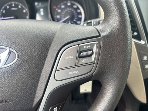 Used 2017 Hyundai Santa Fe Sport image 28