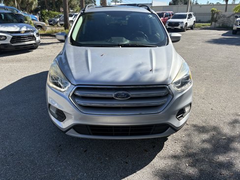Used 2018 Ford Escape SEL image 2