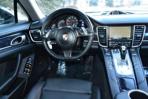 Used 2014 Porsche Panamera 4 w/ Premium Package image 27