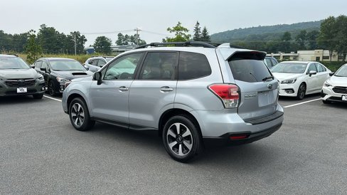 Used 2018 Subaru Forester 2.5i Premium w/ All-Weather Package image 5
