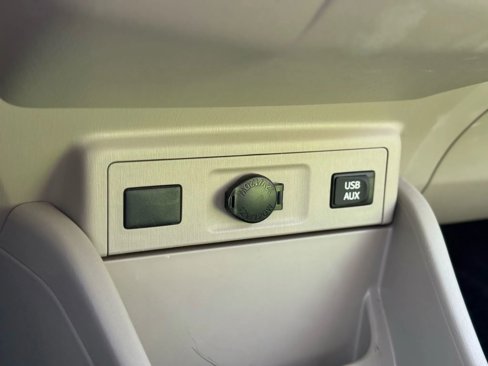 Used 2012 Toyota Prius V Two image 16