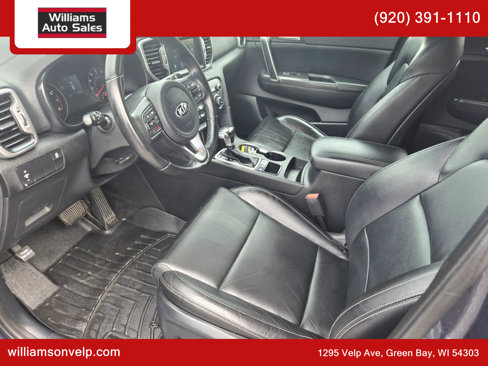 Used 2017 Kia Sportage EX image 11