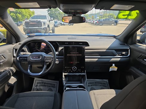 Used 2025 GMC Terrain Elevation image 15