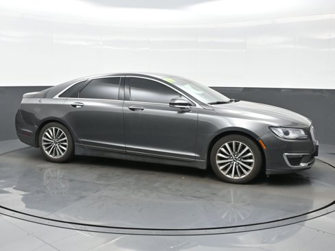 Used 2019 Lincoln MKZ Premiere image 8