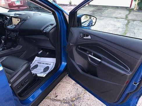 Used 2017 Ford Escape Titanium image 16