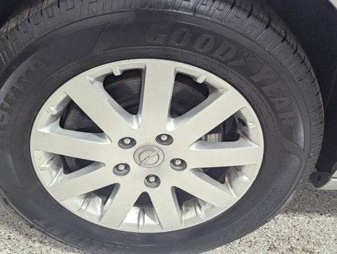Used 2016 Chrysler Town & Country Touring w/ Driver Convenience Group image 9