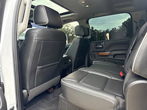 Used 2019 Chevrolet Silverado 2500 High Country w/ Duramax Plus Package image 16