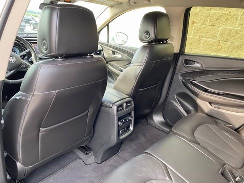 Used 2017 Buick Envision Essence image 12