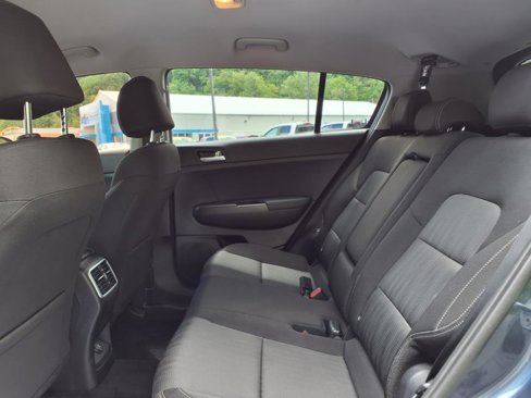 Used 2021 Kia Sportage LX image 17