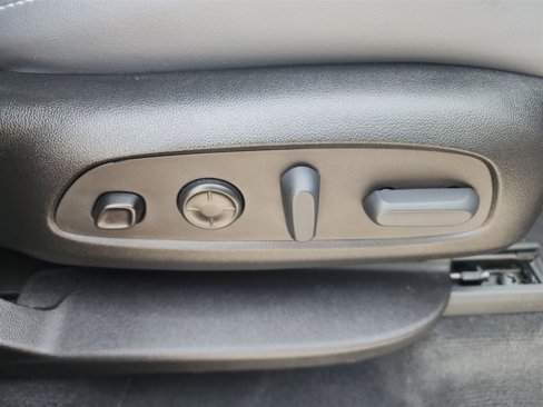 Used 2023 Buick Enclave Premium image 38