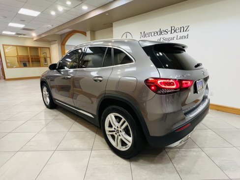 Certified 2021 Mercedes-Benz GLA 250 4MATIC image 45