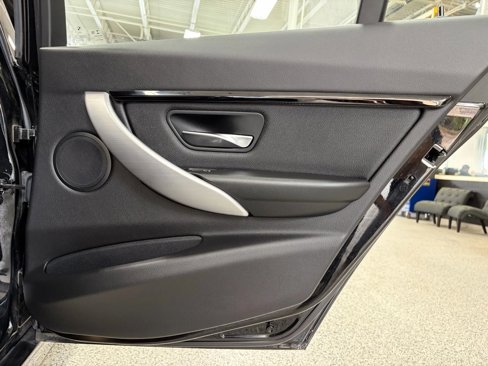 Used 2018 BMW 330i xDrive Sedan image 33