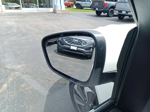 Certified 2023 Ford Escape Platinum image 24