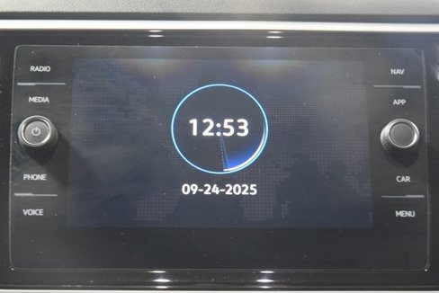 Used 2021 Volkswagen Atlas Cross Sport SEL R-Line image 31