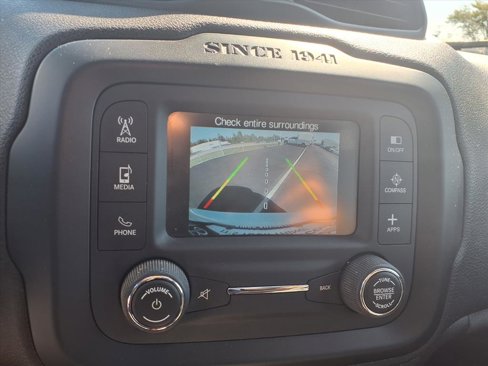 Used 2016 Jeep Renegade Trailhawk image 15