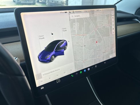 Used 2019 Tesla Model 3 Standard Range Plus image 11