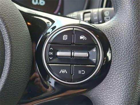 Certified 2023 Kia Soul S image 20
