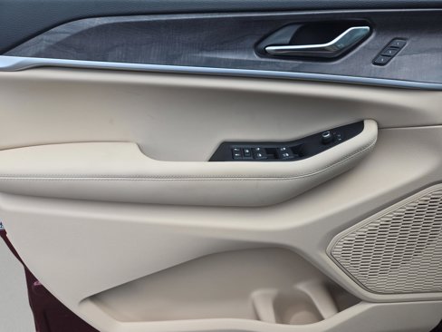 New 2025 Jeep Grand Cherokee L Limited image 15