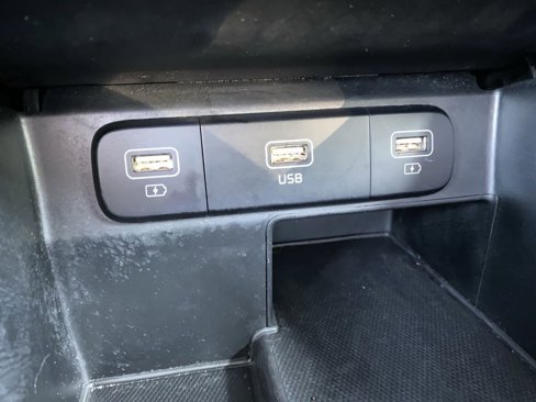 Used 2021 Kia Sorento LX image 24