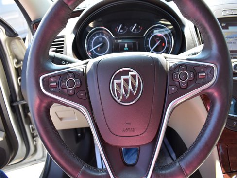 Used 2016 Buick Regal Premium w/ Driver Confidence Package #1 image 16
