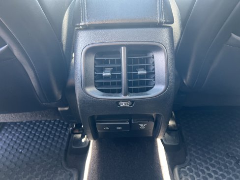 Certified 2019 Jeep Cherokee Limited image 41