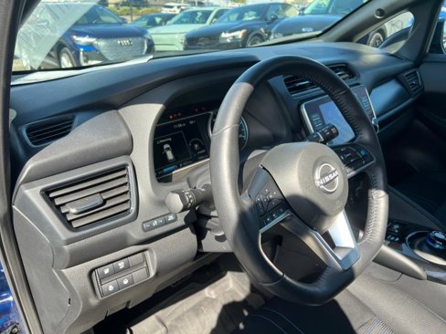 Used 2024 Nissan Leaf SV Plus image 11