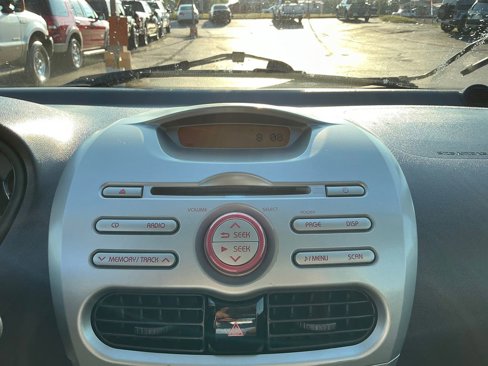 Used 2012 Mitsubishi i image 19