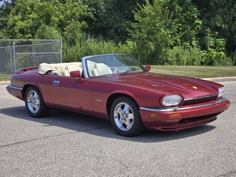 Used 1995 Jaguar XJS V12 Convertible image 18