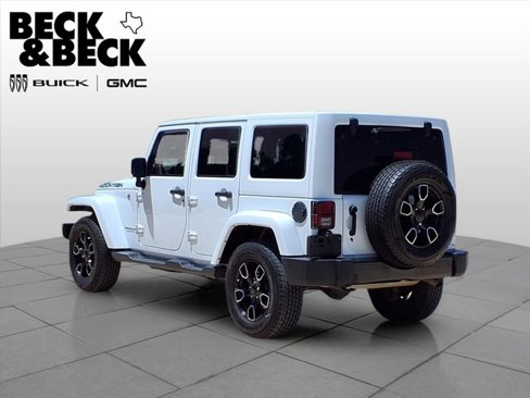 Used 2017 Jeep Wrangler Unlimited Sahara image 7