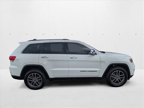 Used 2019 Jeep Grand Cherokee Limited w/ Luxury Group II image 4