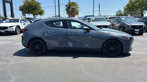 Used 2020 MAZDA MAZDA3 Hatchback w/ Premium Package image 9