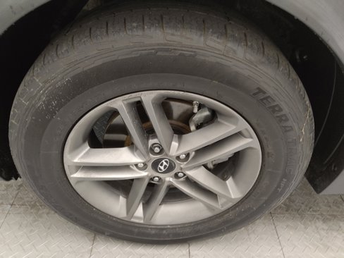 Used 2017 Hyundai Santa Fe Sport w/ 2.4L Value Package 06 image 31