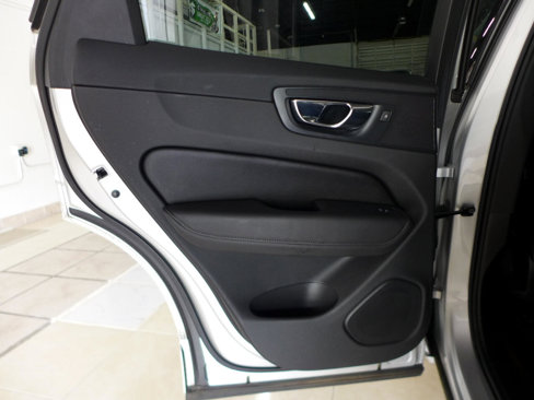 Used 2020 Volvo XC60 T6 Inscription image 65