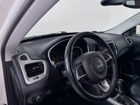 Used 2018 Jeep Compass Latitude w/ Popular Equipment Group image 12