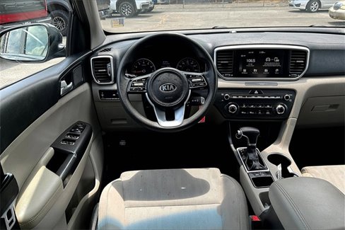 Used 2020 Kia Sportage LX image 5