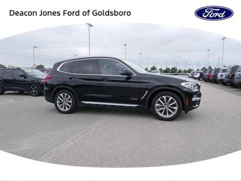 Used 2018 BMW X3 xDrive30i image 2