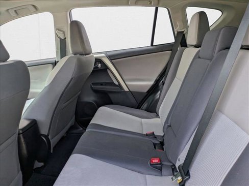 Used 2014 Toyota RAV4 XLE image 18