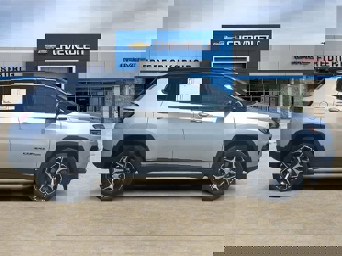 Used 2024 Jeep Compass Limited image 6