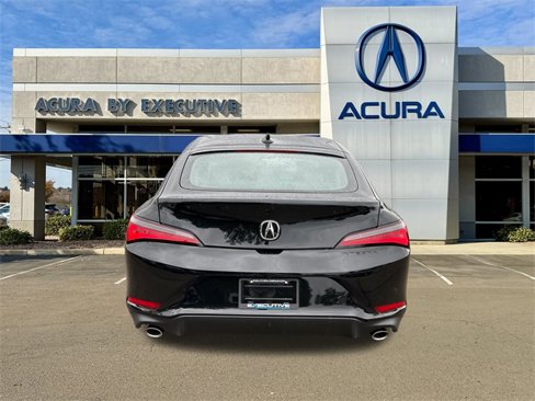 New 2025 Acura Integra image 3