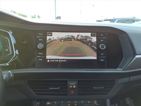 Used 2019 Volkswagen Jetta SEL Premium image 36