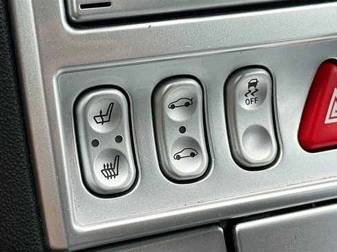 Used 2004 Chrysler Crossfire Coupe image 18