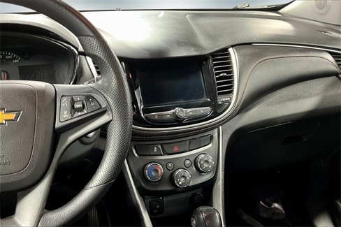 Used 2018 Chevrolet Trax LS image 9