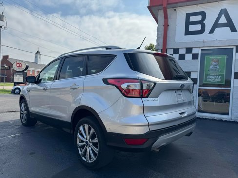 Used 2018 Ford Escape Titanium w/ Ford Safe & Smart Package image 5