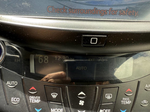 Used 2014 Toyota RAV4 EV image 34