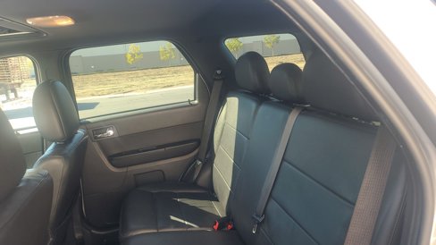 Used 2011 Ford Escape Limited w/ 301A Rapid Spec Order Code image 18
