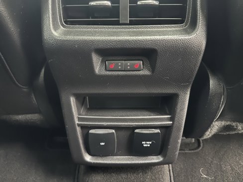 Used 2019 Ford Edge Titanium w/ Equipment Group 301A image 13