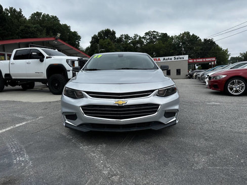 Used 2017 Chevrolet Malibu LS image 9