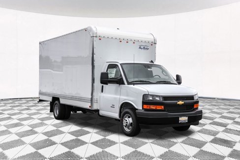 New 2025 Chevrolet Express 4500 Extended w/ Power Convenience Package image 11